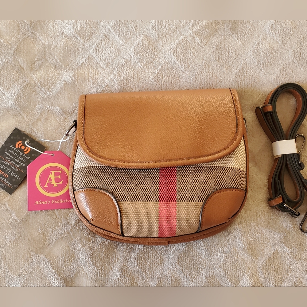 Women's Alinas Exclusives Brown And Pink Plaid Purse. New, Never Used.